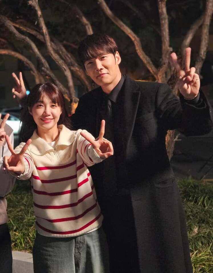 Eunji dan Choi Jin Hyuk (instagram.com/artist_eunji)