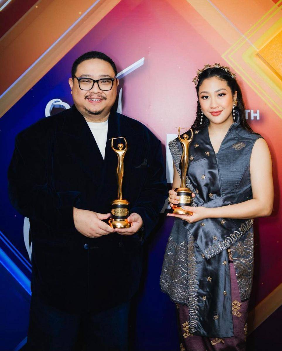 potret Sherina Munaf raih penghargaan AMI Awards 2024 (instagram.com/sherinamunaf)