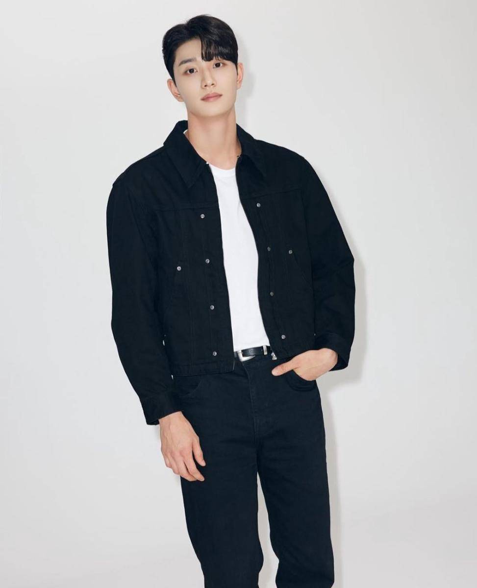 Kim Jae Won (instagram.com/rlawodnjs_)