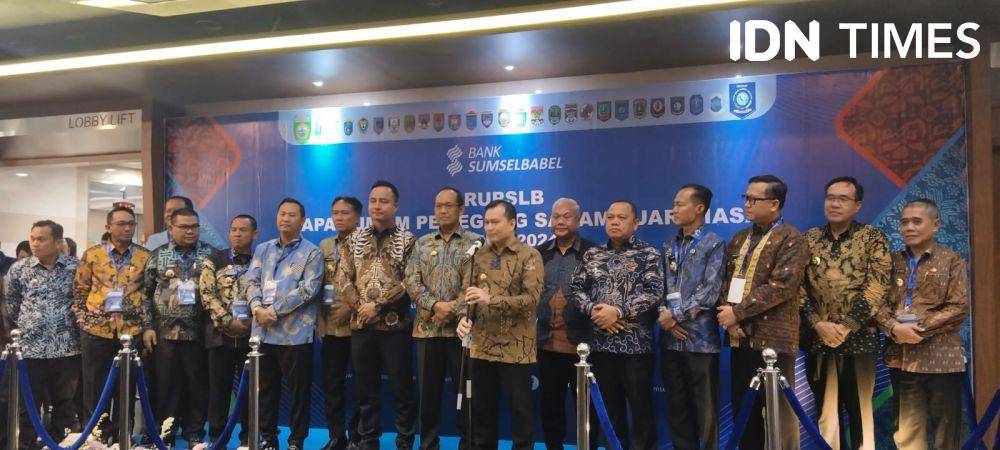 Pj Gubernur Sumsel Elen Setiadi saat menghadiri RUPSLB Bank Sumsel Babel (IDN Times/Feny Maulia Agustin)