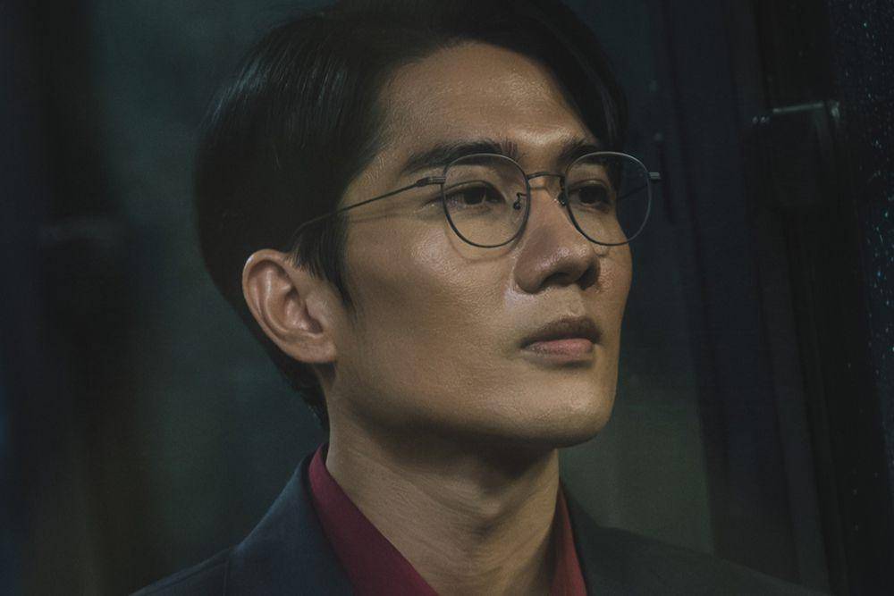 still cut drakor Light Shop (instagram.com/disneypluskr)