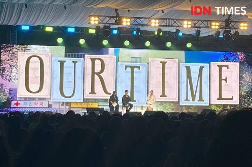potret fan meeting Jung Hae In "Our Time" di Balai Kartini, Jakarta, Sabtu (7/12/2024) (dok. IDN Times/Rani Asnurida)