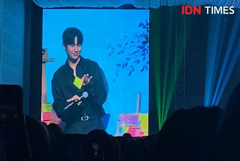 potret fan meeting Jung Hae In "Our Time" di Balai Kartini, Jakarta, Sabtu (7/12/2024) (dok. IDN Times/Rani Asnurida)
