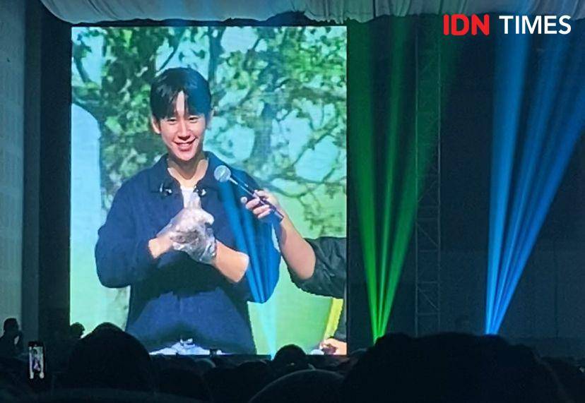 potret fan meeting Jung Hae In "Our Time" di Balai Kartini, Jakarta, Sabtu (7/12/2024) (dok. IDN Times/Rani Asnurida)