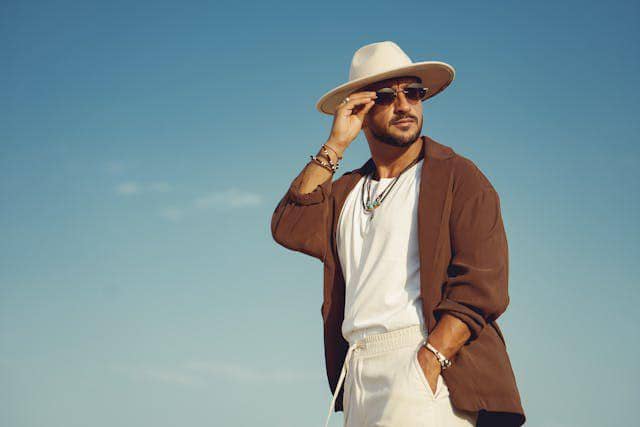 ilustrasi penampilan keren pria (pexels.com/Eko Agalarov)