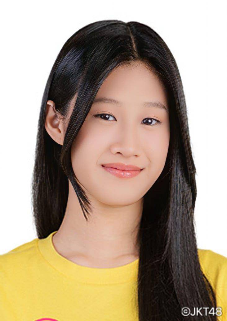 Rilly JKT48 (jkt48.com/member)