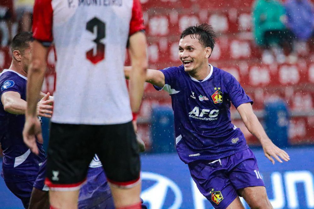 Hamra Hehanusa usai mencetak gol ke gawang Madura United. IDN Times/ istimewa