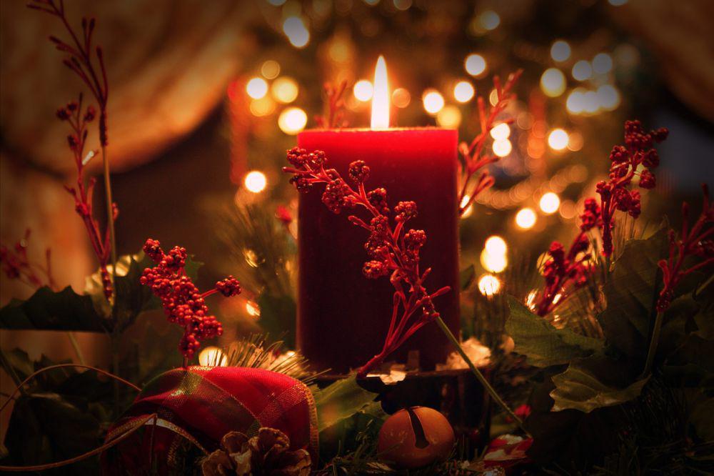 [PUISI] Lilin Natal Menyala
