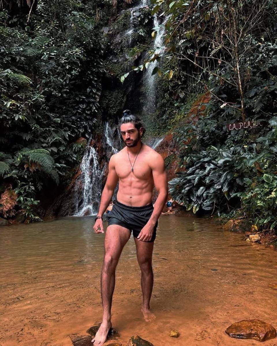 Potret Mister International Peru 2024, Cristian Novoa (instagram.com/cristiannovoa96)