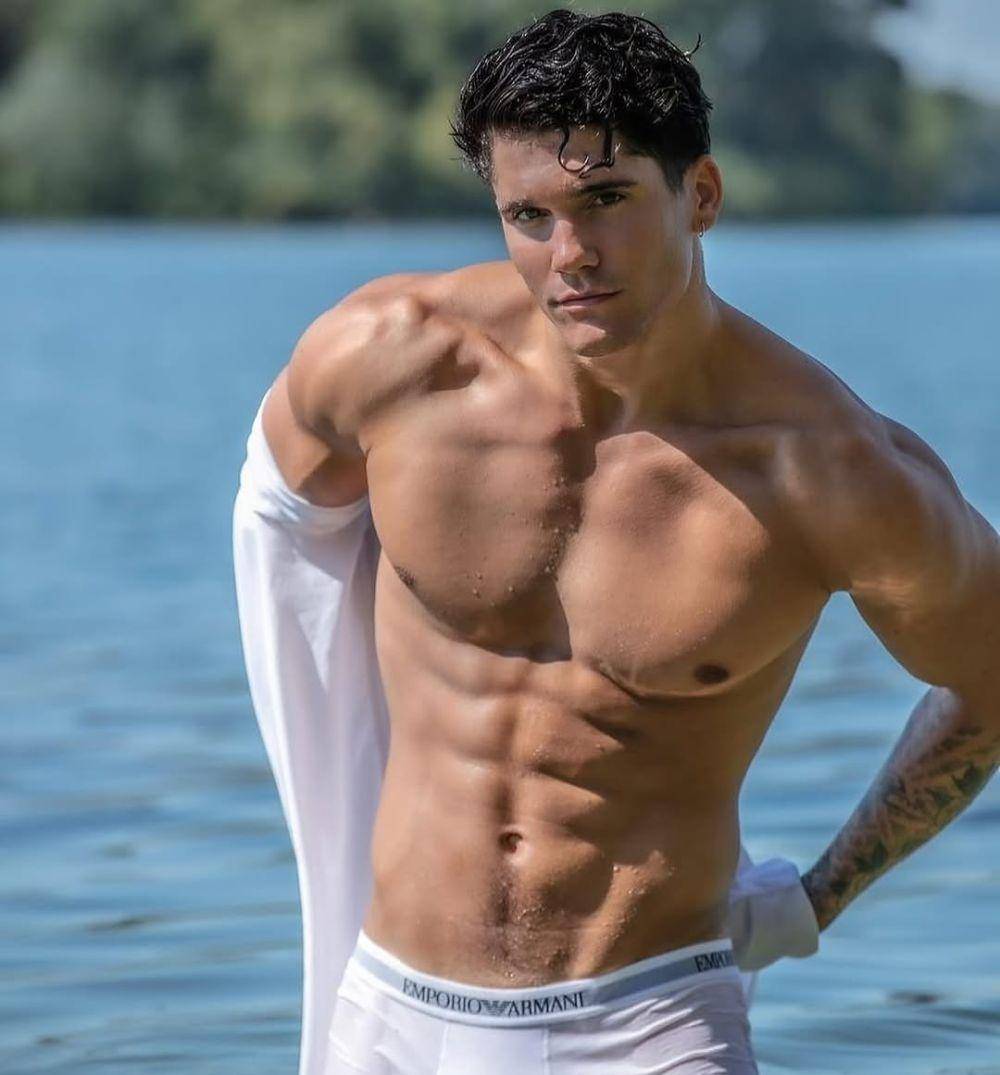 Potret Mister International Prancis 2024, Lavigne Swann (instagram.com/pageantempire)