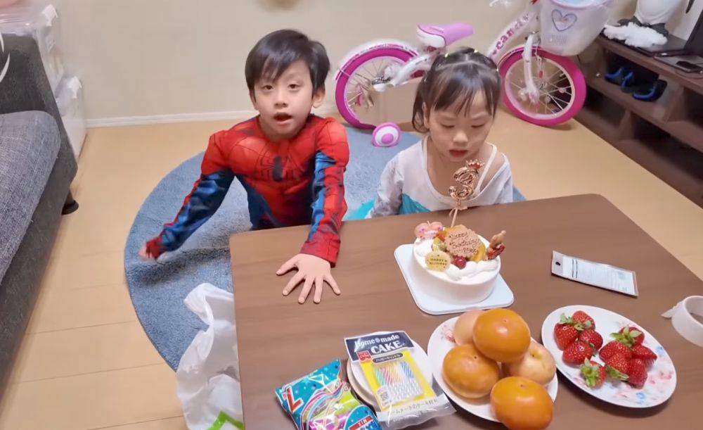 Ulang tahun Ritsuki (YouTube.com/Ueno Family JAPAN)