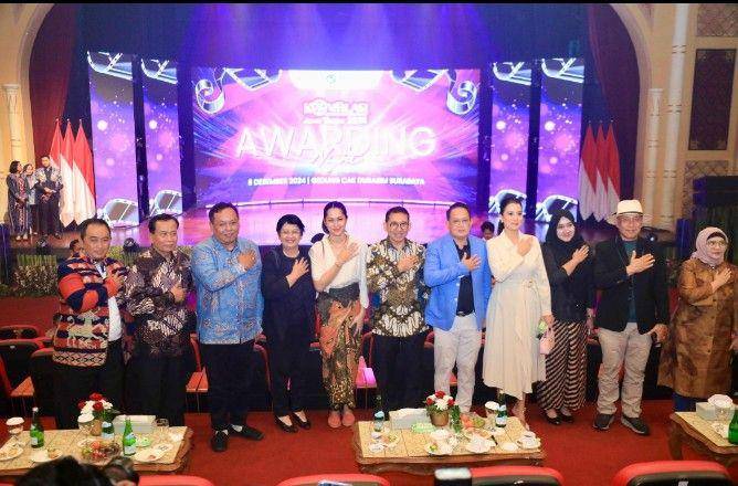 Menteri Kebudayaan Republik Indonesia Fadli Zon dan Penjabat (Pj) Gubernur Jawa Timur Adhy Karyono dalam Kompetisi Film Asli (Komfilasi). (dok. Humas Pemprov Jatim)