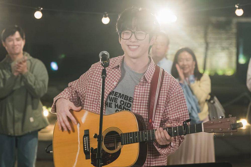 potret 10CM (instagram.com/10cm_official)