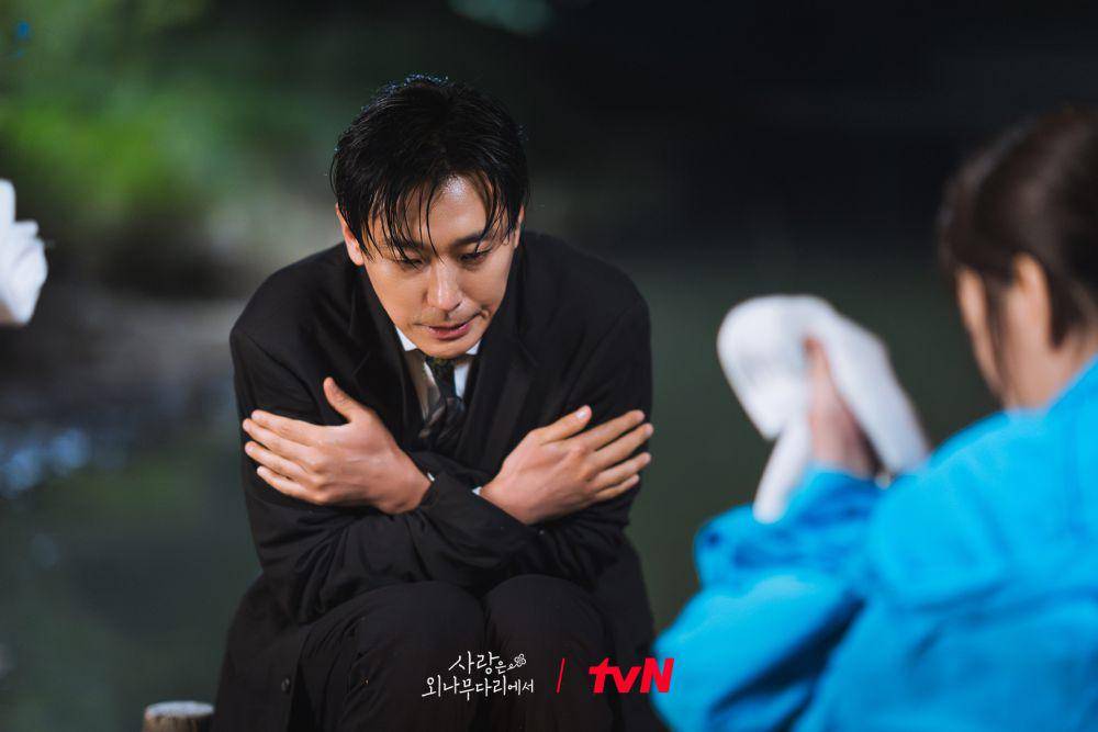 Ju Ji Hoon di Love Your Enemy (dok. tvN/Love Your Enemy)