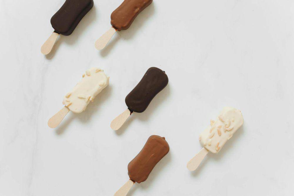 ilustrasi stik eskrim (pexels.com/Polina Tankilevitch)