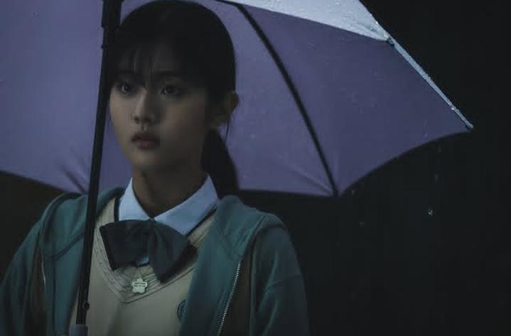 still cut drakor Light Shop (instagram.com/npioent)