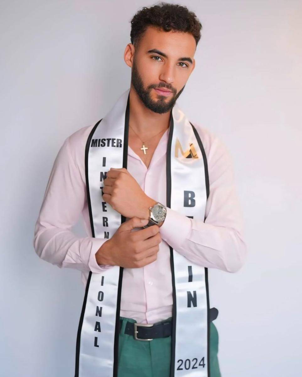 Potret Mister International Benin 2024, Aladdin Tavolini (instagram.com/reyesuniversales)