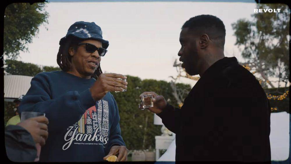 Diddy dan Jay-Z di vlog ulang tahun Diddy 2023 (Youtube.com/channel/Diddy)