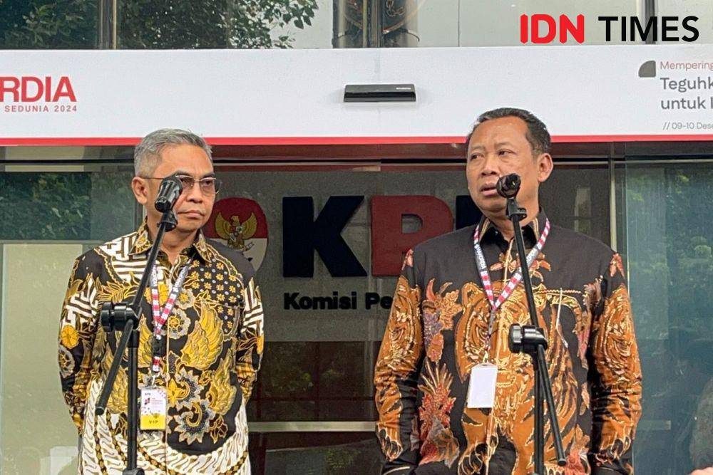 Ketua KPK terpilih Setyo Budiyanto dan Wakil Ketua KPK terpilih Fitroh Rohcahyanto (IDN Times/Aryodamar)