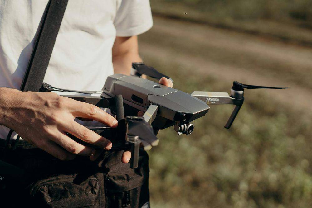 ilustrasi drone (pexels.com/cottonbro studio)