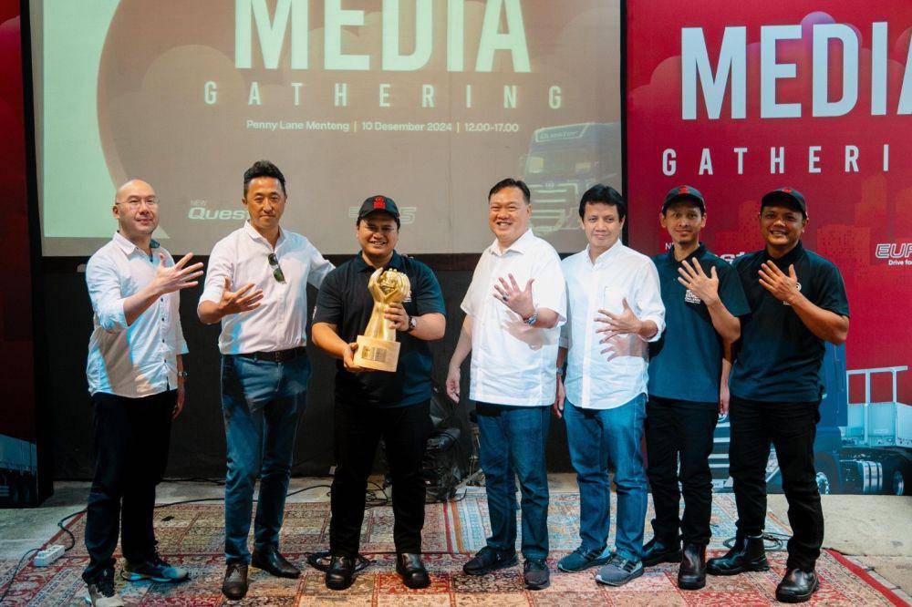 Memenangkan kompetisi kelas dunia (UD Trucks)