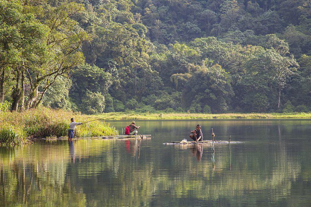 5 Danau yang Terbentuk Akibat Letusan Gunung Berapi di Indonesia