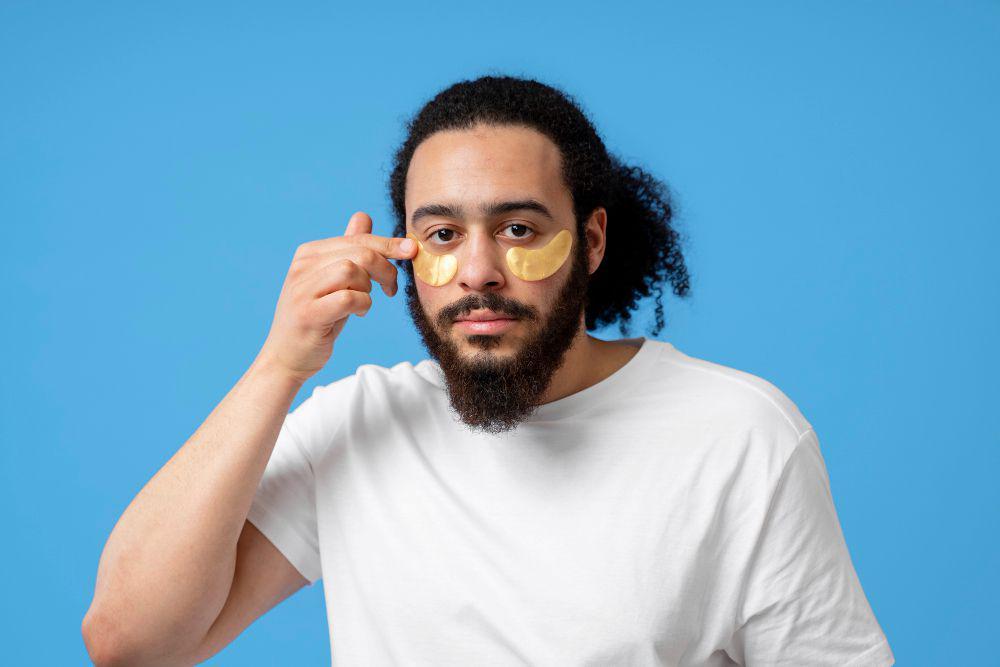 4 Rekomendasi Eye Patch Mengatasi Mata Panda