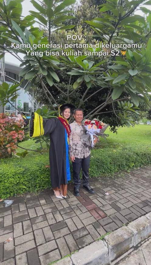 wisuda Indah calon istri Frans Faisal (Instagram.com/indahtrp)