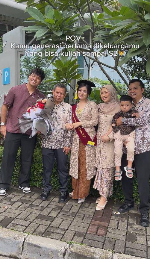 wisuda Indah calon istri Frans Faisal (Instagram.com/indahtrp)