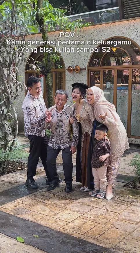 wisuda Indah calon istri Frans Faisal (Instagram.com/indahtrp)