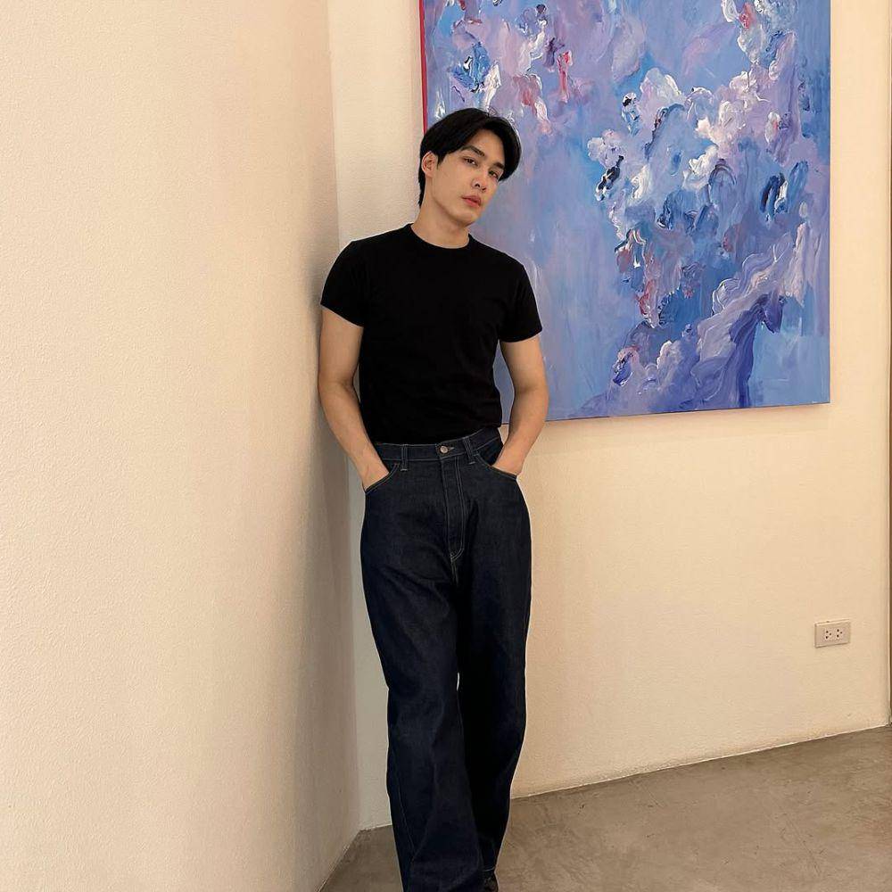 potret clean outfit ala Pepper Phanuroj (instagram.com/pepperphanuroj)
