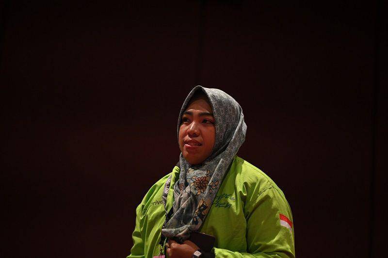 Ibu Anis - Driver inDrive dalam Impact Discussions bersama Produser dan Pemeran Utama Wanita Woman from Rote Island (dok. Istimewa)
