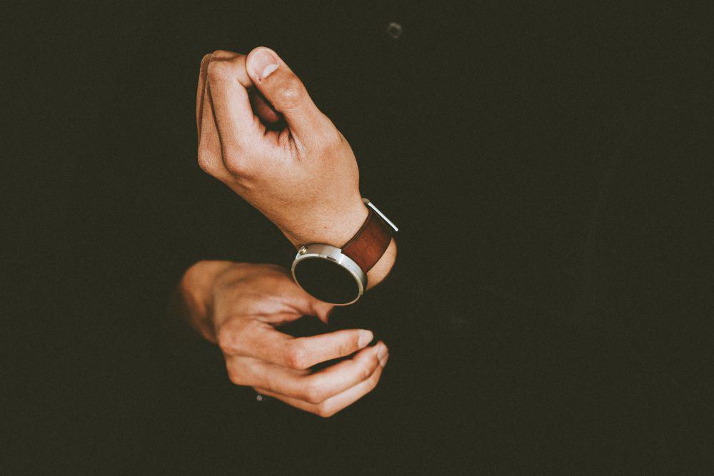 5 Inspirasi Kado Pernikahan untuk Sahabat Pria yang Berkesan