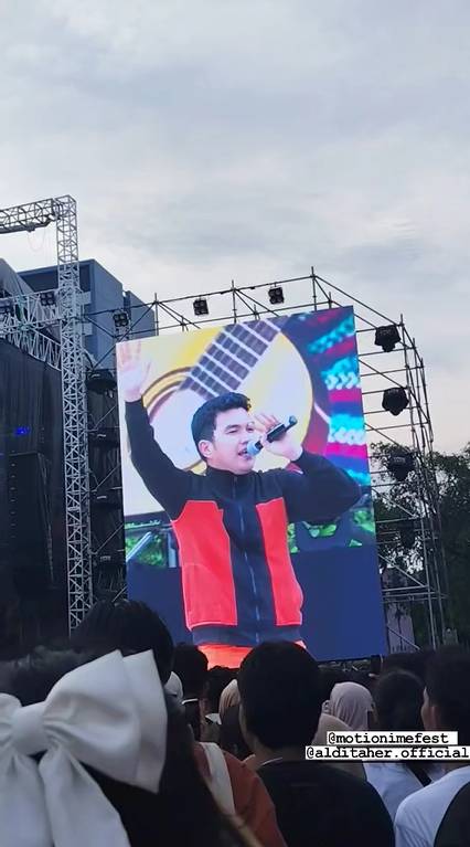Aldi Taher manggung pakai kostum Naruto (instagram.com/alditaher.official)