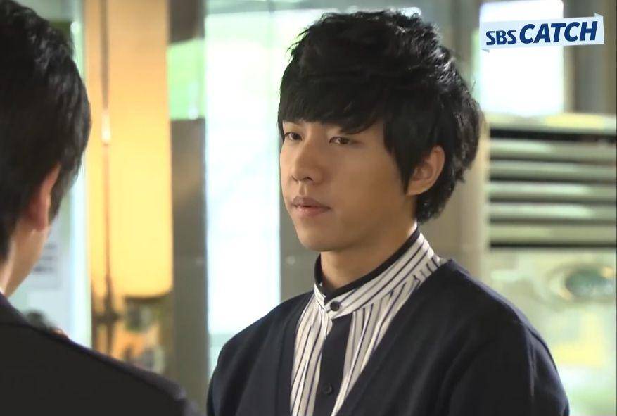 Lee Seung Gi di drama Brilliant Legacy (dok. SBS/Brilliant Legacy)