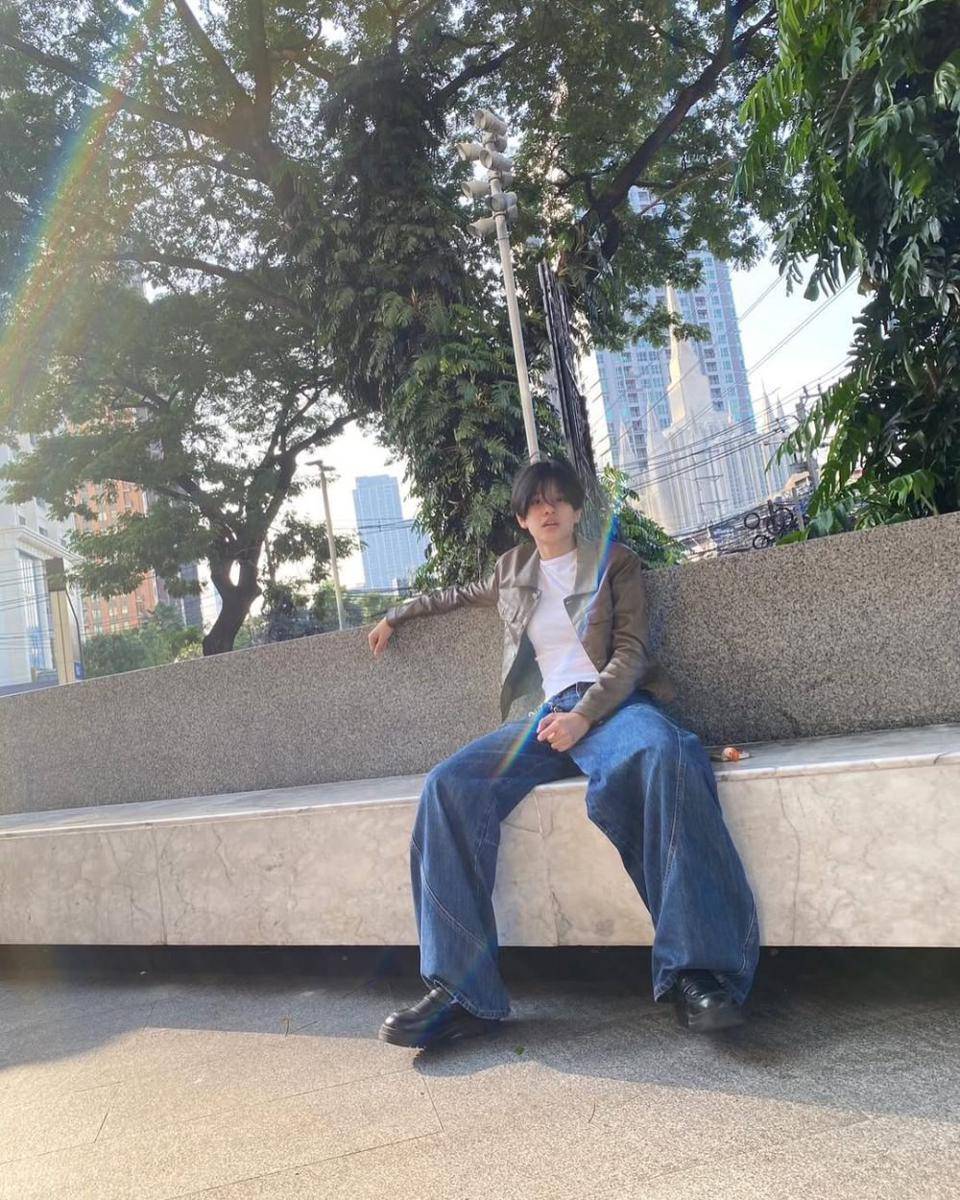 Singha Luangsuntorn (instagram.com/teenageweirdo)