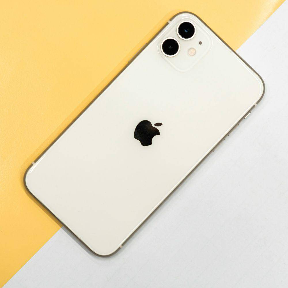 ilustrasi iPhone 11 (unsplash.com/@vuatao)