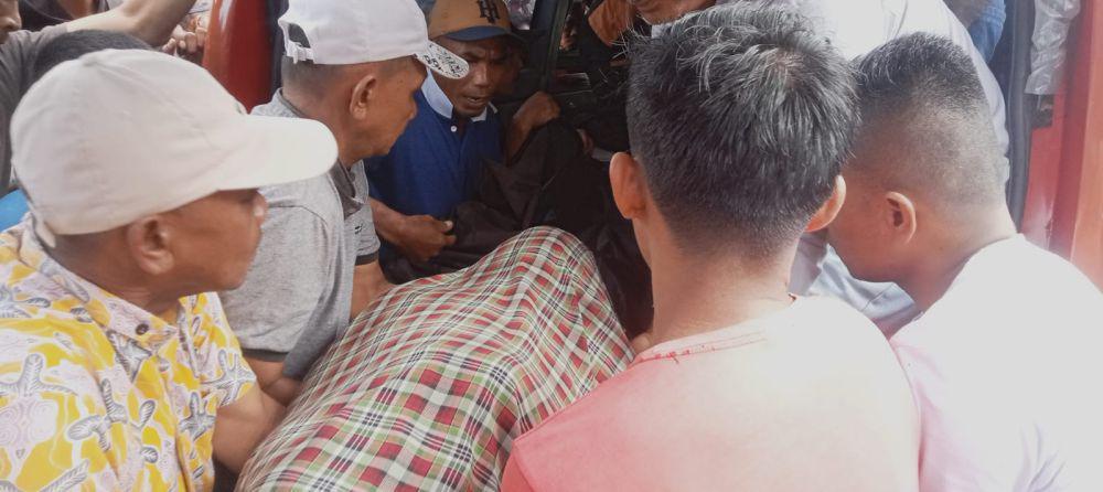 Nelayan Pesisir Selatan Tewas Dihantam Badai, 1 Masih Hilang