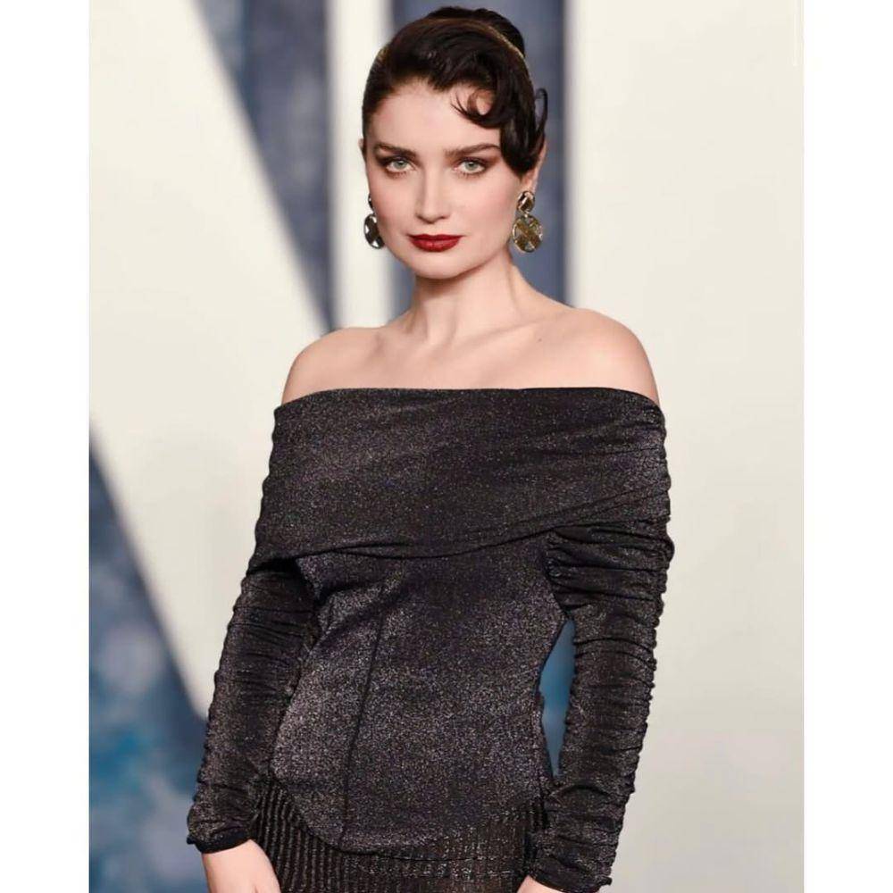 Eve Hewson (instagram.com/evehewson)