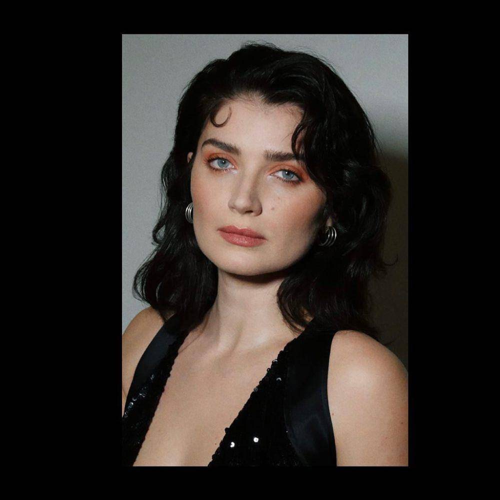 Eve Hewson (instagram.com/evehewson)
