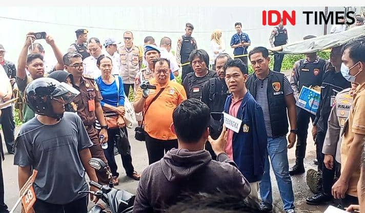 Rekonstruksi di dekat Islamic Center NTB, Rabu (11/12/2024). (IDN Times/Muhammad Nasir)
