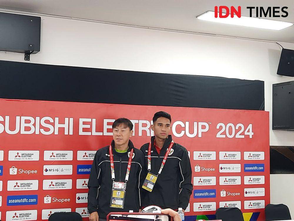 Press konferense pertandingan Piala AFF 2024 di Stadion Manahan. (IDN Times/Larasati Rey)