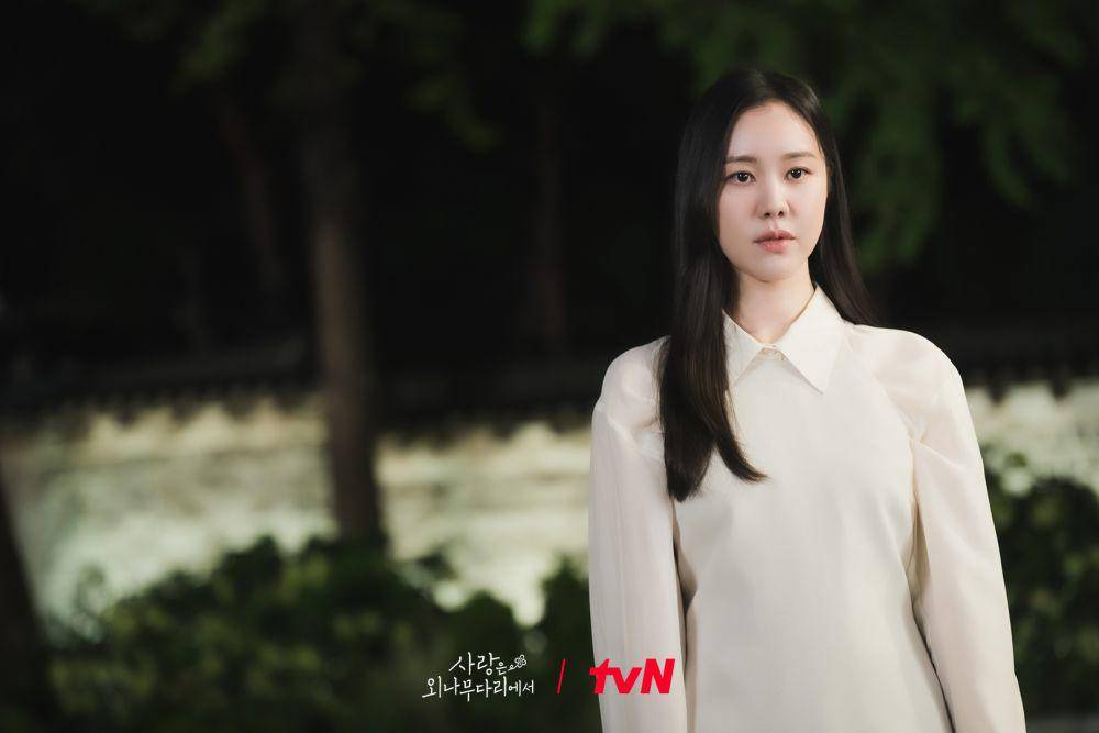 Still cut Love Your Enemy (x.com/CJnDrama)