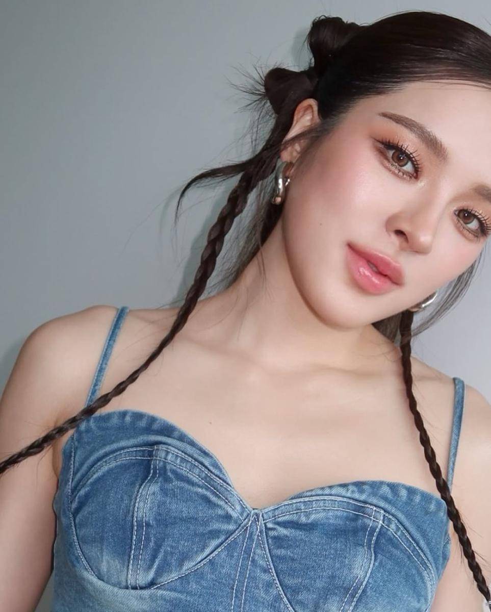 potret ide gaya rambut ala Punpun Sutatta