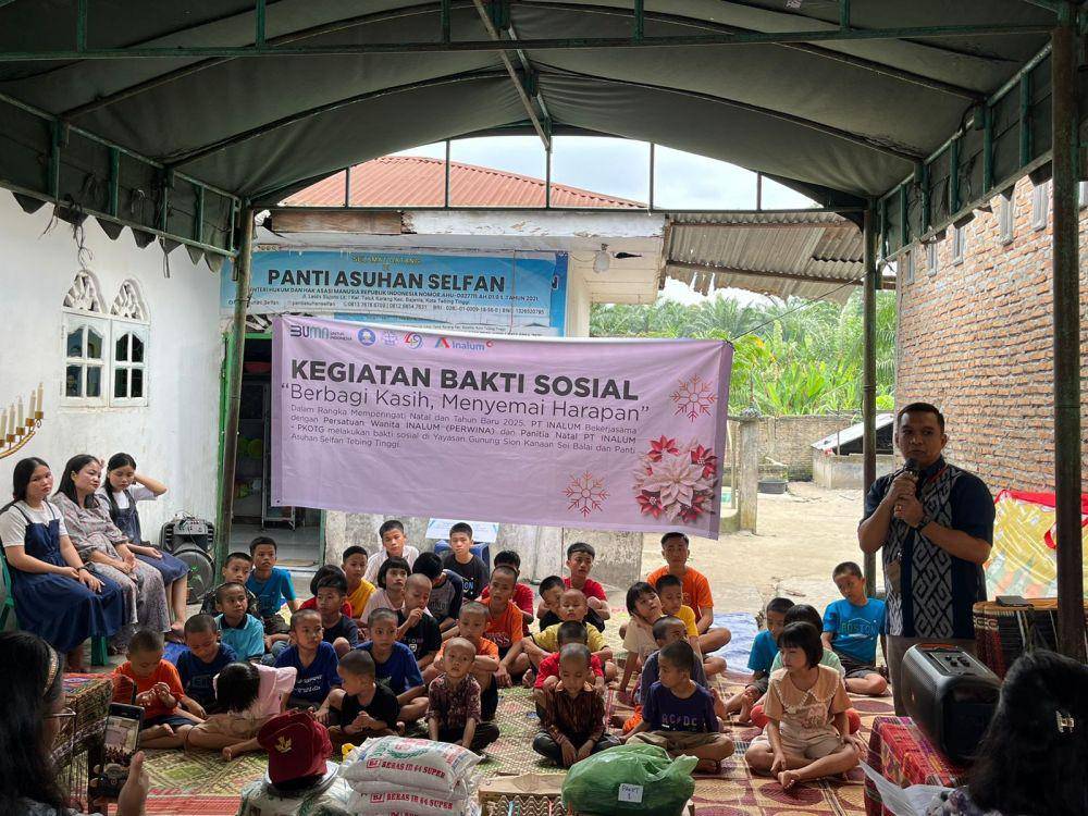 PT Inalum beri bantuan untuk anak-anak panti asuhan untuk menyambut natal dan tahun baru (dok.istimewa)
