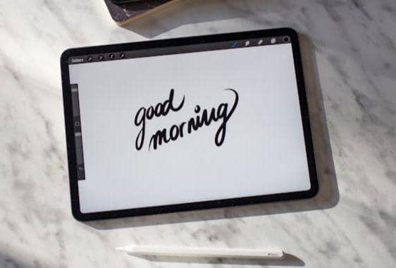 ilustrasi ucapan selamat pagi (pexels.com/Milada Vigerova)