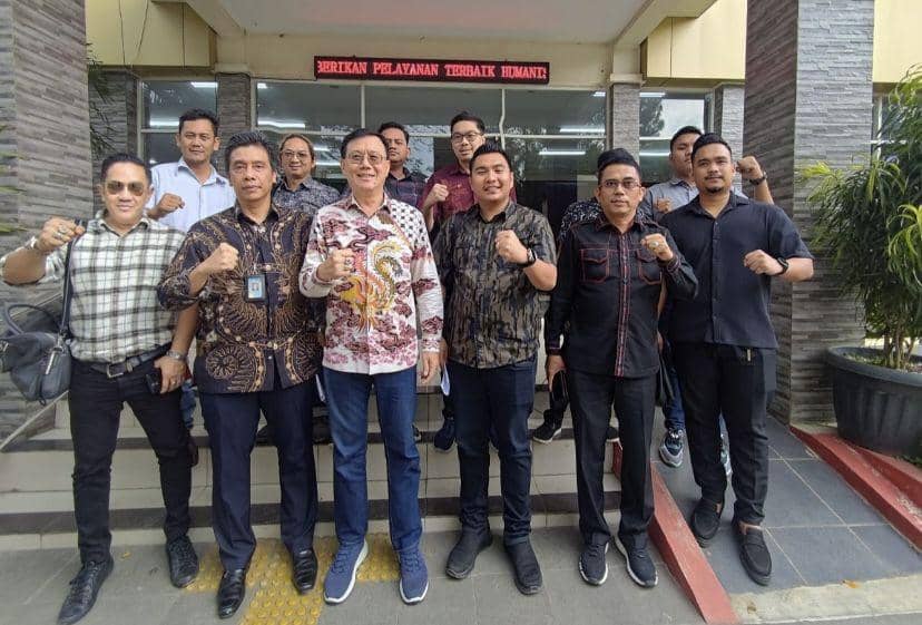 Anggota DPRD Sumut dan tim kuasa hukum melaporkan ke Polda Sumut adanya tindak pidana pencemaran nama baik ataupun fitnah (Dok. Istimewa)