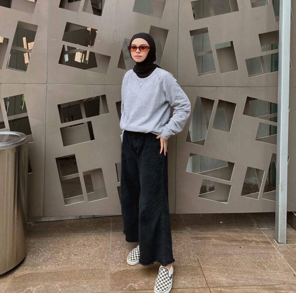 OOTD ala Syahla Alisya (instagram.com/syahlaali)