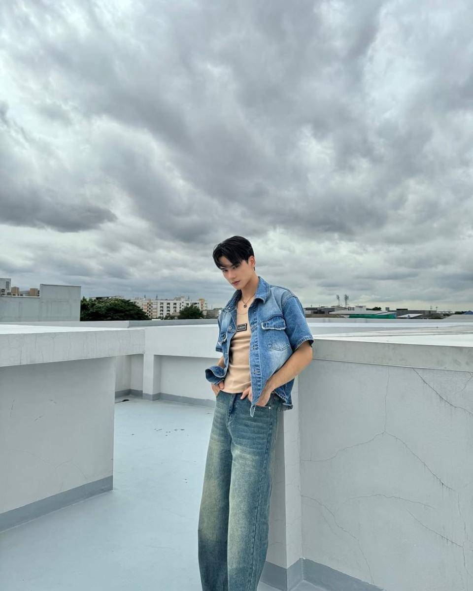 celana oversized ala Keng Harit (instagram.com/harit_keng)