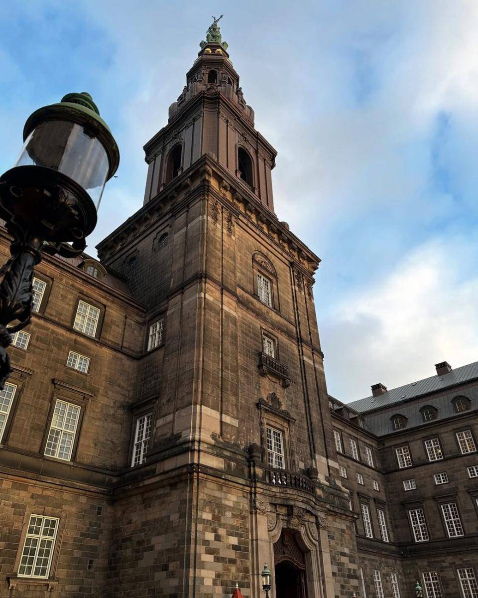 Raline Shah liburan di Copenhagen, Denmark (instagram.com/ralineshah)